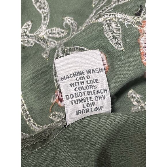 CHARLOTTE RUSSE Women’s Size (M) Green Jacket Embroidered Bird & Flower Pockets - Picture 11 of 11
